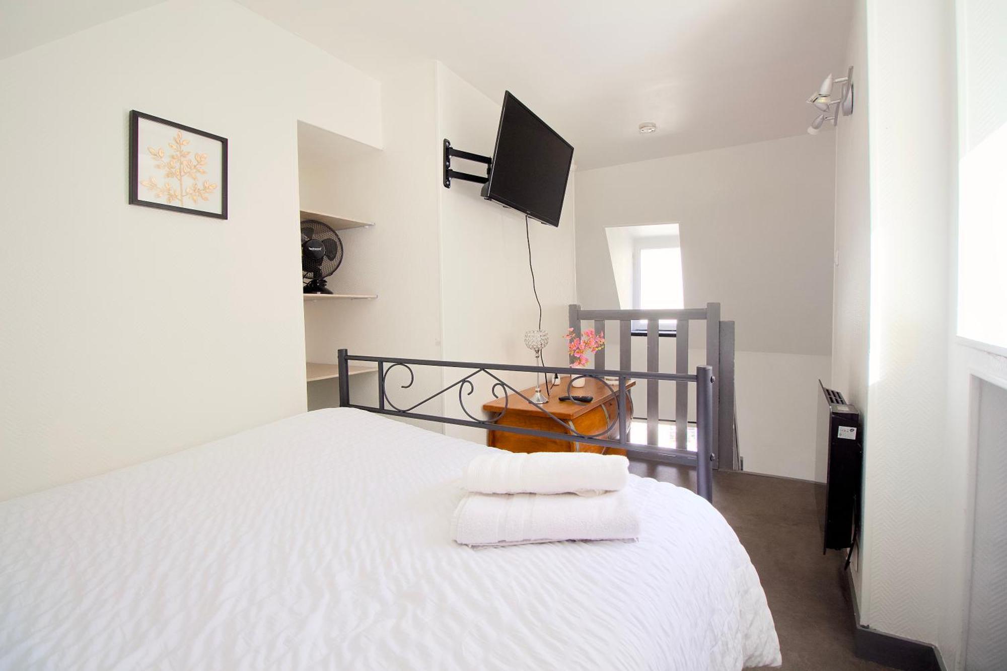 Petit Duplex Lumineux, Hyper Centre A 2 Pas Du Port, Intendance Luxury Host شيربوغ أون كوتننتين المظهر الخارجي الصورة