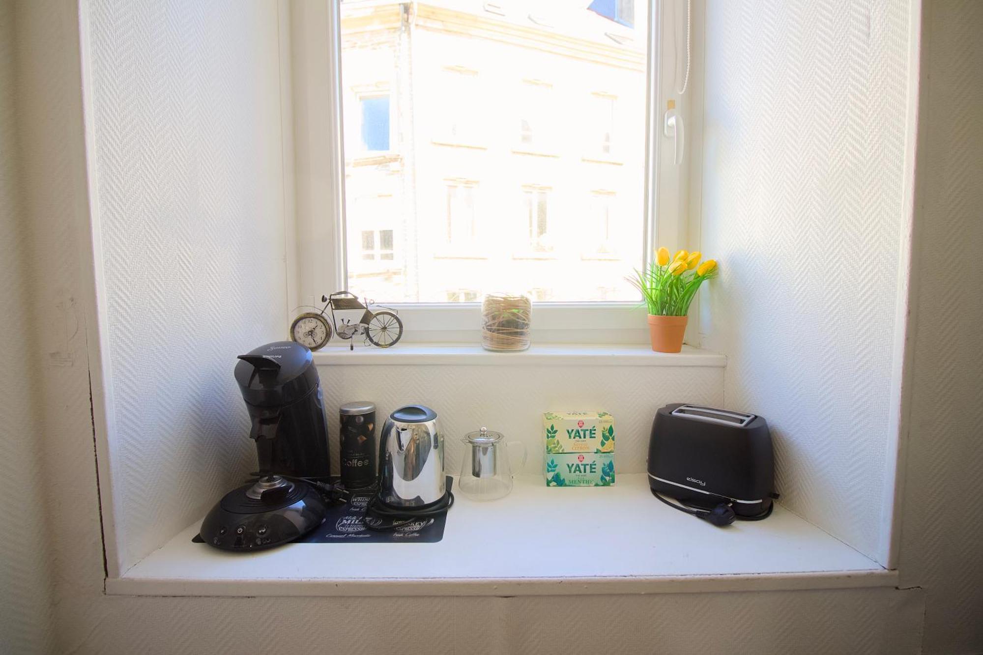 Petit Duplex Lumineux, Hyper Centre A 2 Pas Du Port, Intendance Luxury Host شيربوغ أون كوتننتين المظهر الخارجي الصورة